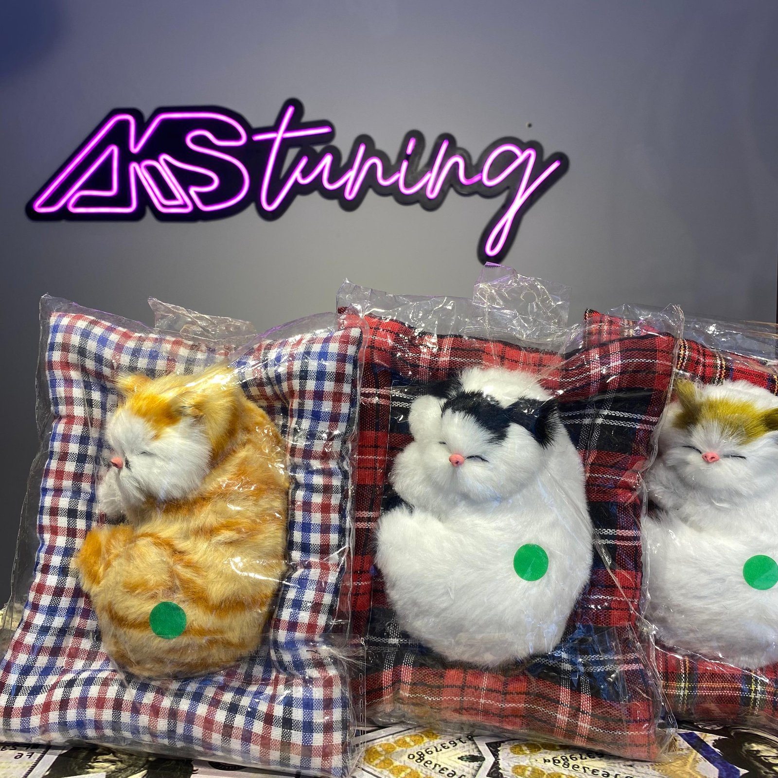 Torpido Üstü Sesli Peluş Kedi