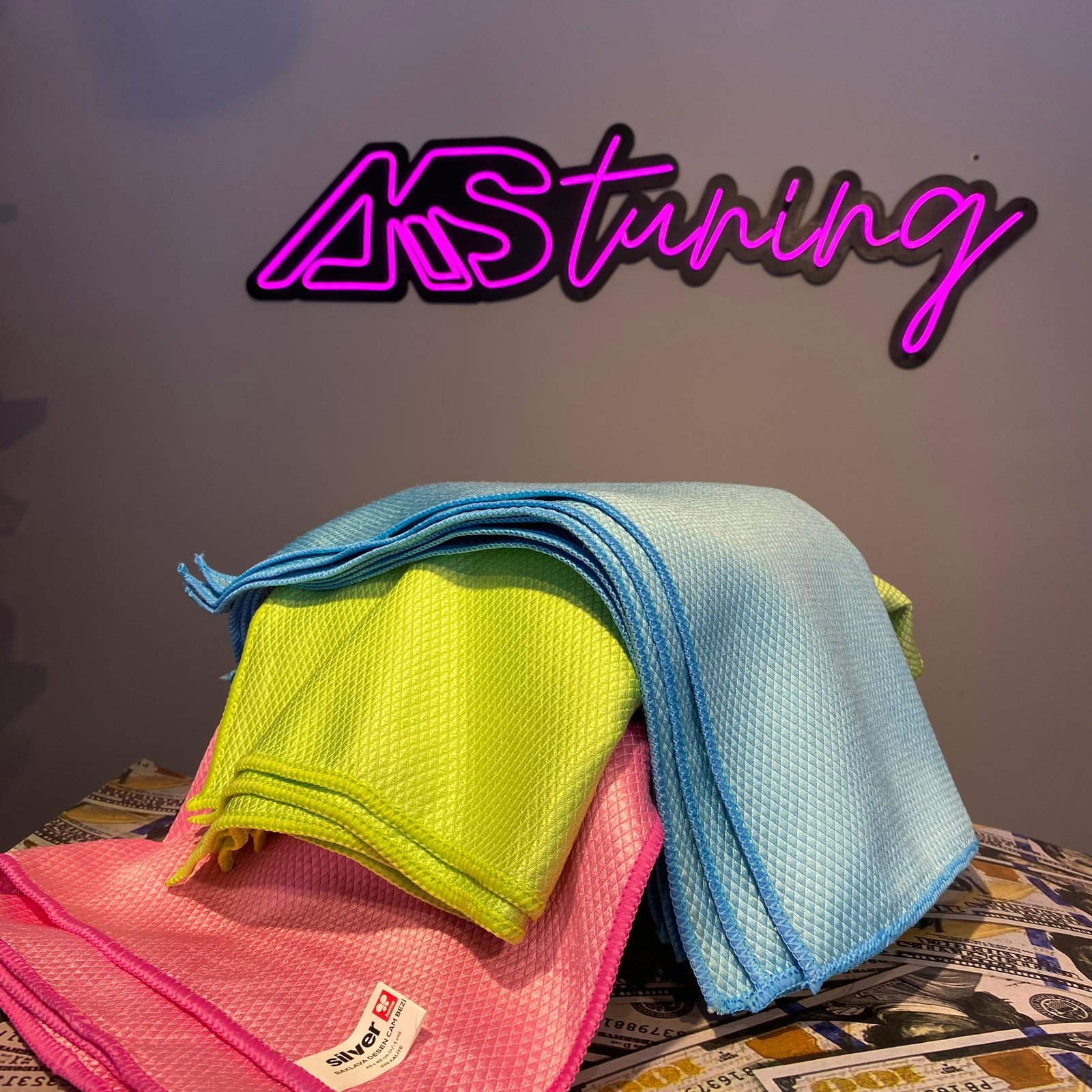 Silver Baklava Desen Cam Bezi